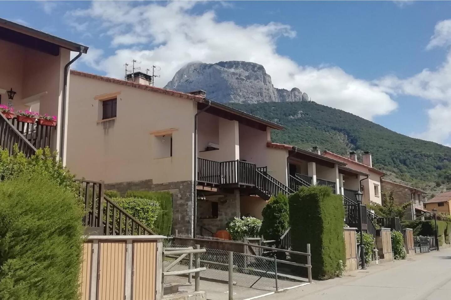 Duplex La Valle Ordesaainsa Laspuña Esterno foto